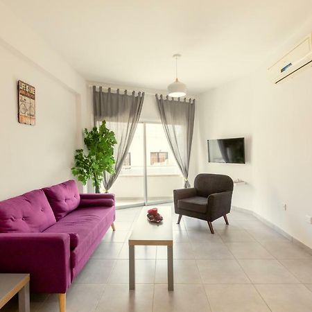 Savvas City Centre Flat Larnaca Exterior photo