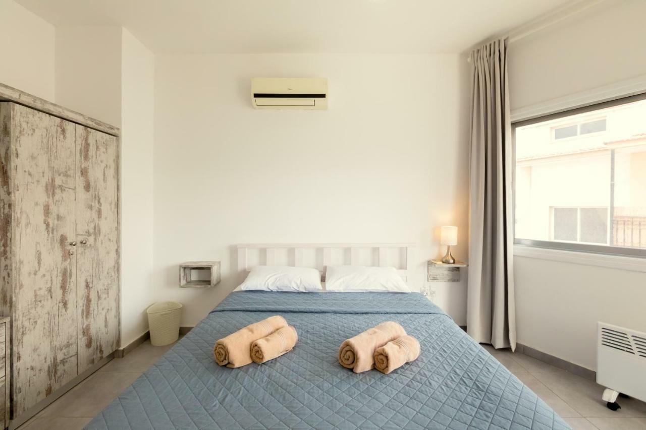Savvas City Centre Flat Larnaca Exterior photo