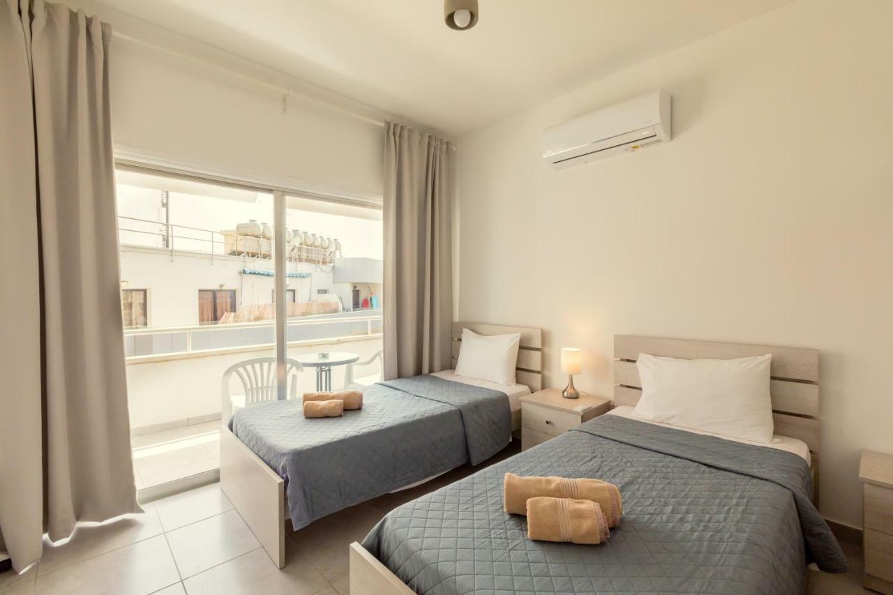 Savvas City Centre Flat Larnaca Exterior photo